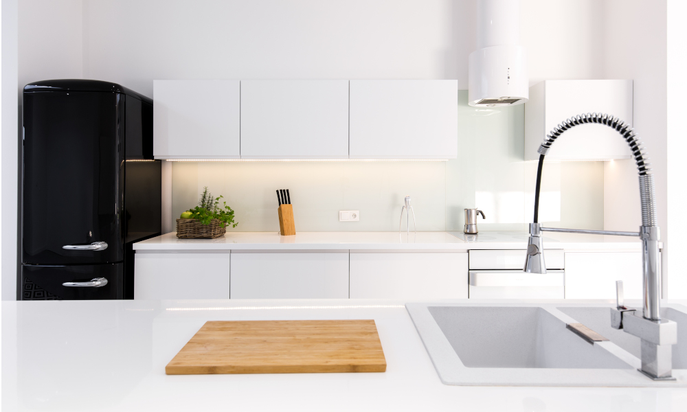 Spotlessly clean and clutter-free kitchen countertop