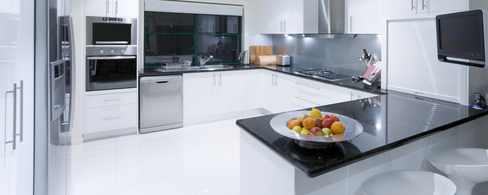 Fresh fruit basket on kitchen counter