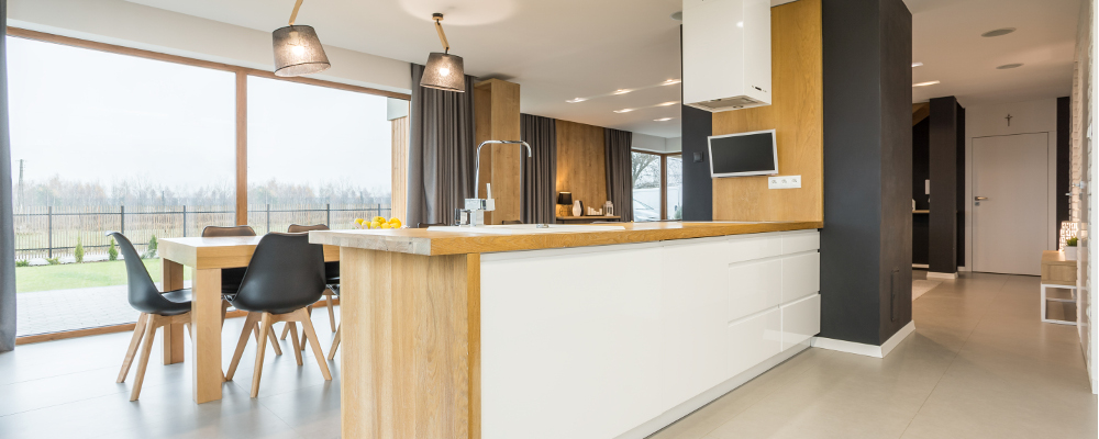 Spacious dining area and kitchen for airy ambience