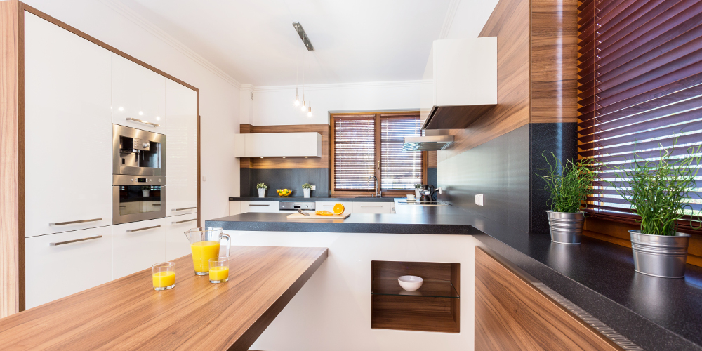 Polished wooden countertop block for kitchen