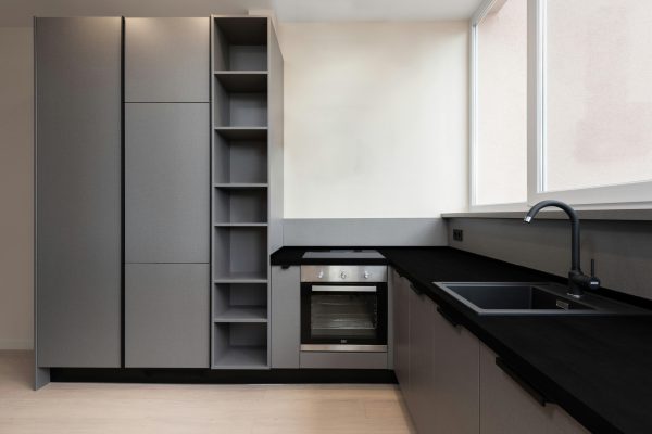 6990 pexels-heyho-7533923 down